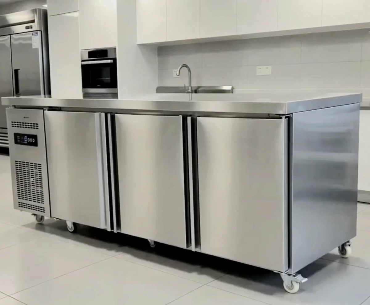 Commercial 3 Door Counter prep fridge - Stainless Steel Quatrone | TC0-4L3F